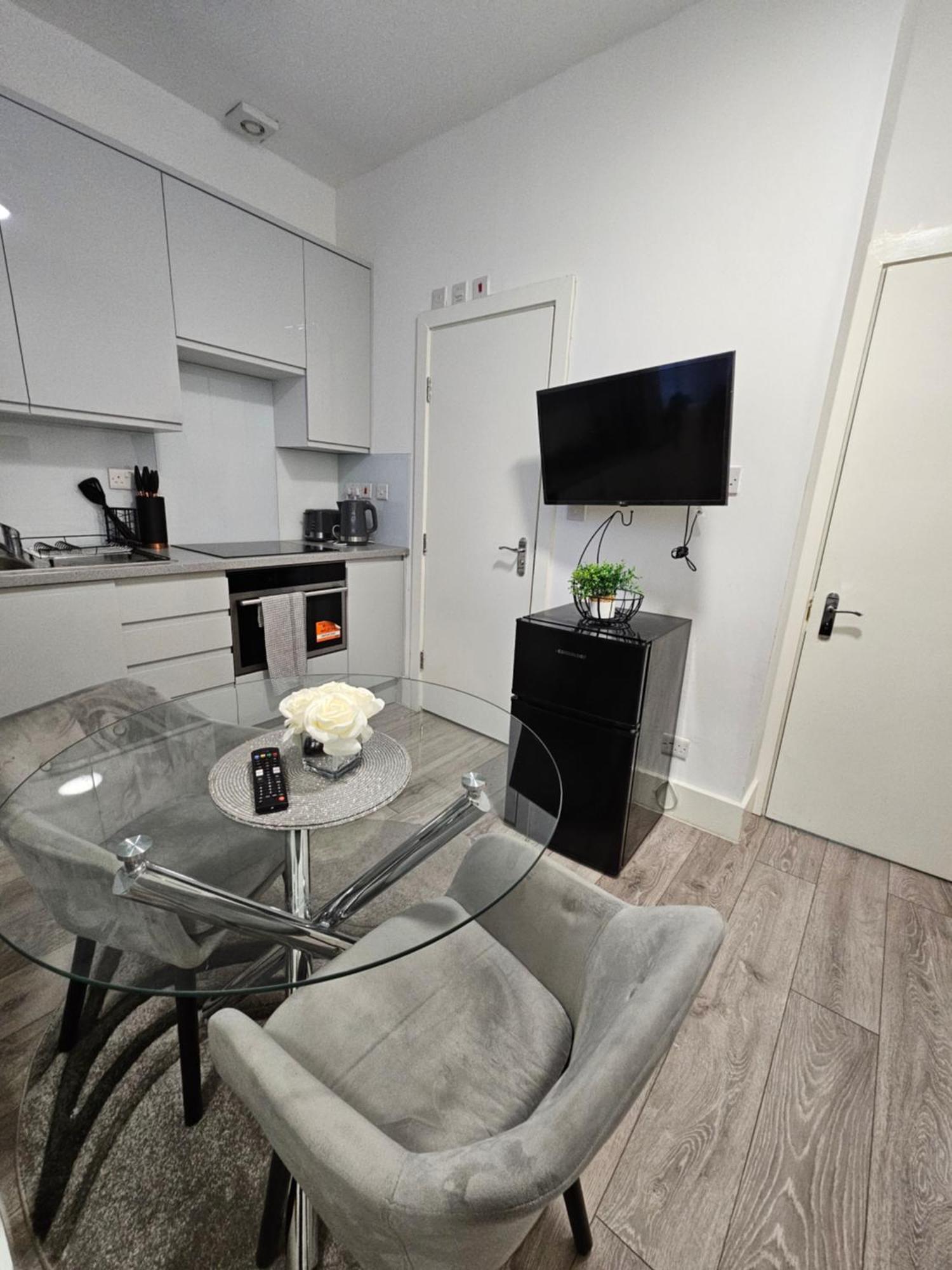 Large Studio Apartment 30 Mins To Oxford Street Londýn Exteriér fotografie