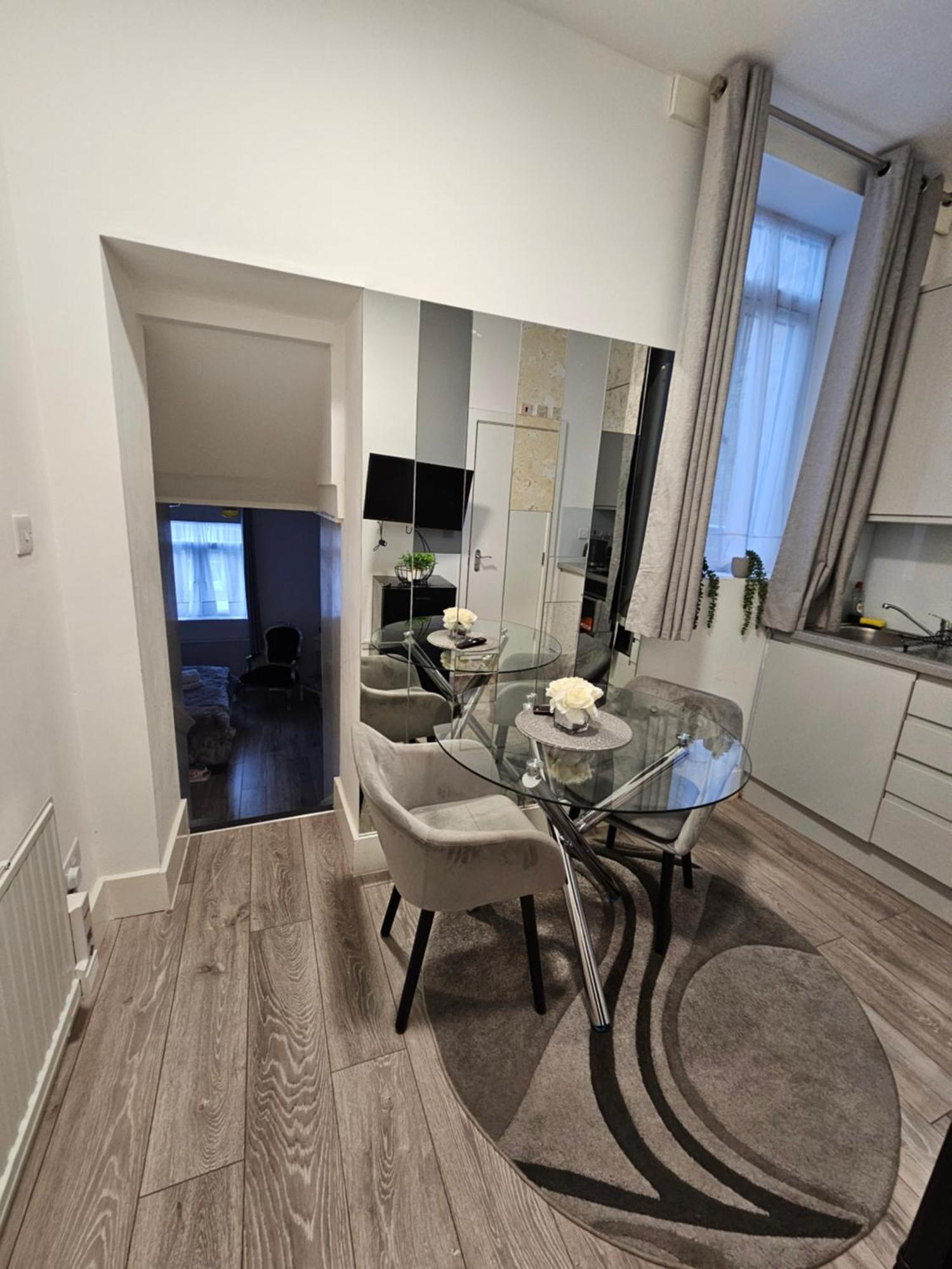 Large Studio Apartment 30 Mins To Oxford Street Londýn Exteriér fotografie